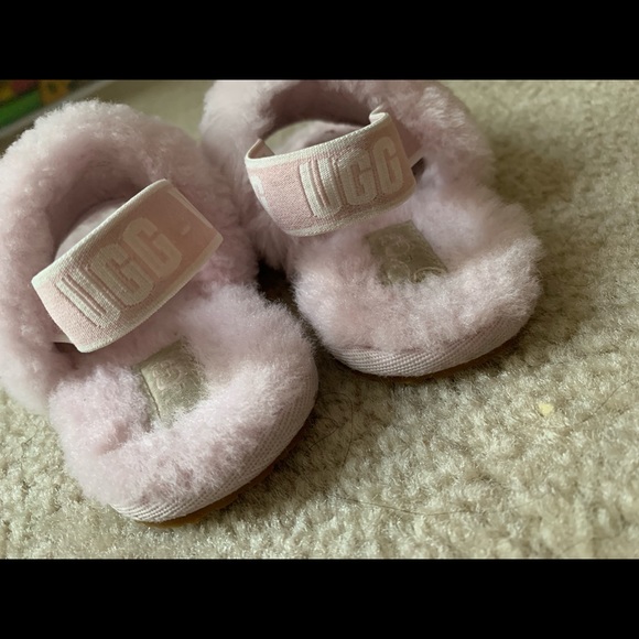 UGG slippers - Picture 2 of 2